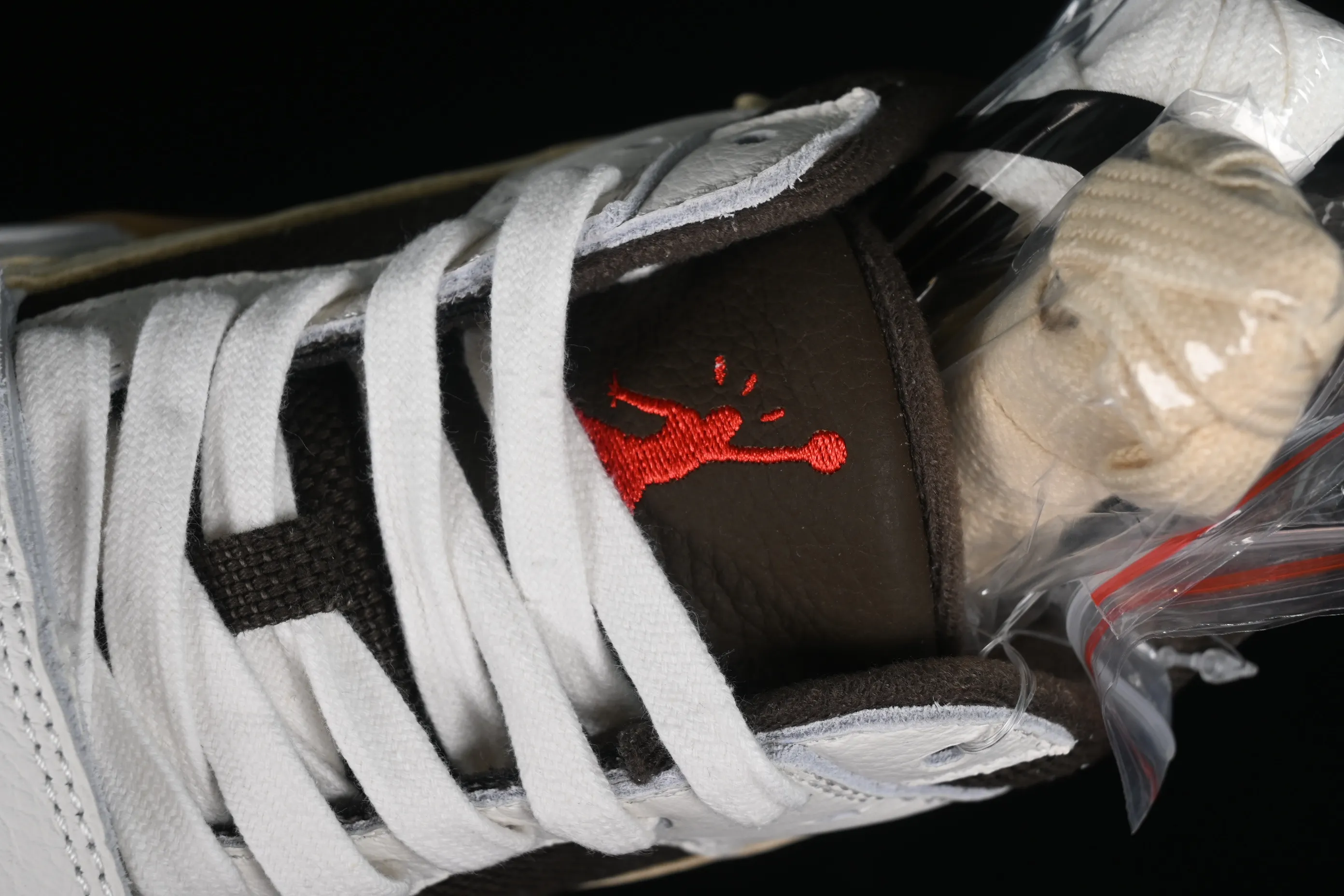 All categories Air Jordan Jordan series basketball shoes Air Jordan 1 Low J version Travis Scott x Jordan Jumpman Jack TR "University Red" AJ1 Joe 1 hook and loop fashion basketball shoes FZ8117-100